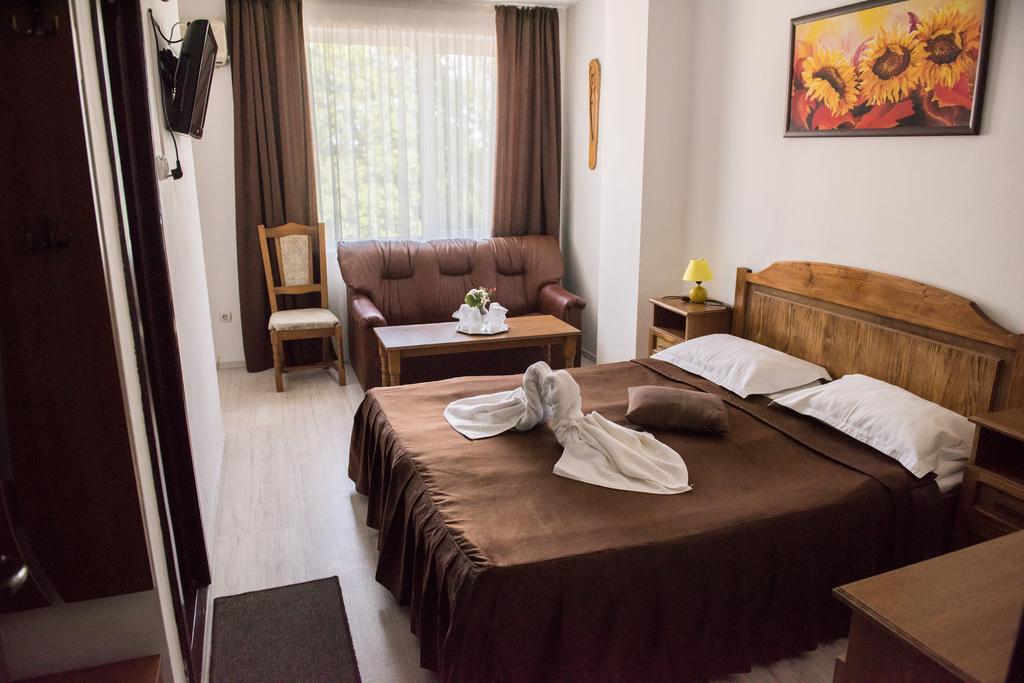 Hotel Dynes Eforie Nord Dış mekan fotoğraf