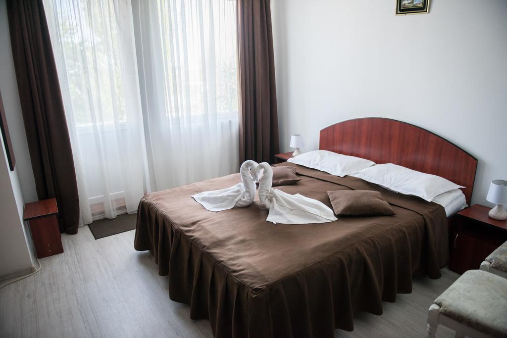 Hotel Dynes Eforie Nord Dış mekan fotoğraf
