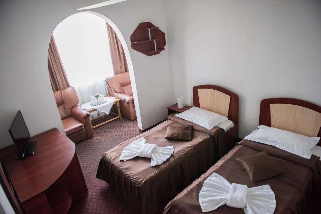 Hotel Dynes Eforie Nord Dış mekan fotoğraf